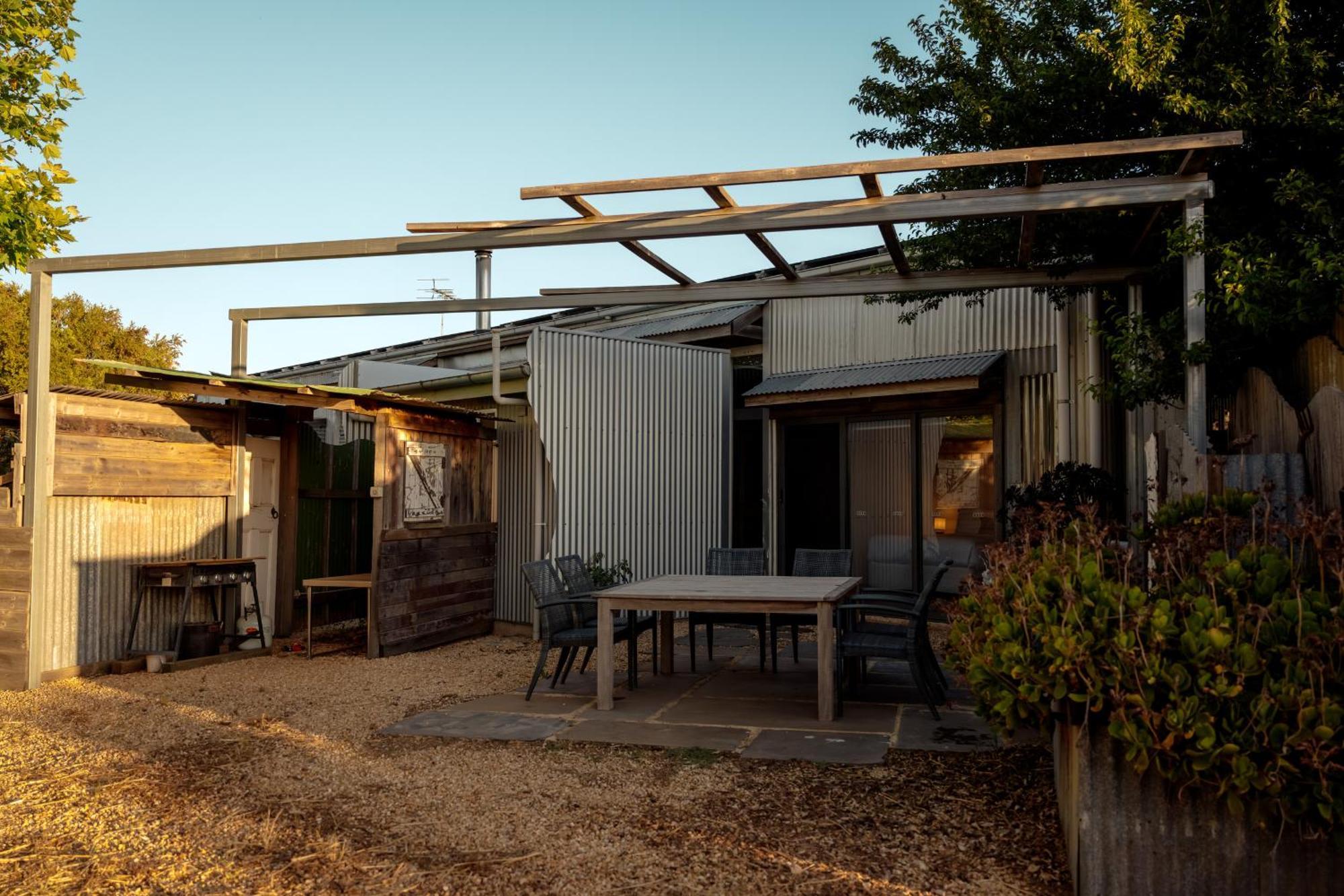Bed In A Shed Vineyard Stay Watervale Exterior photo
