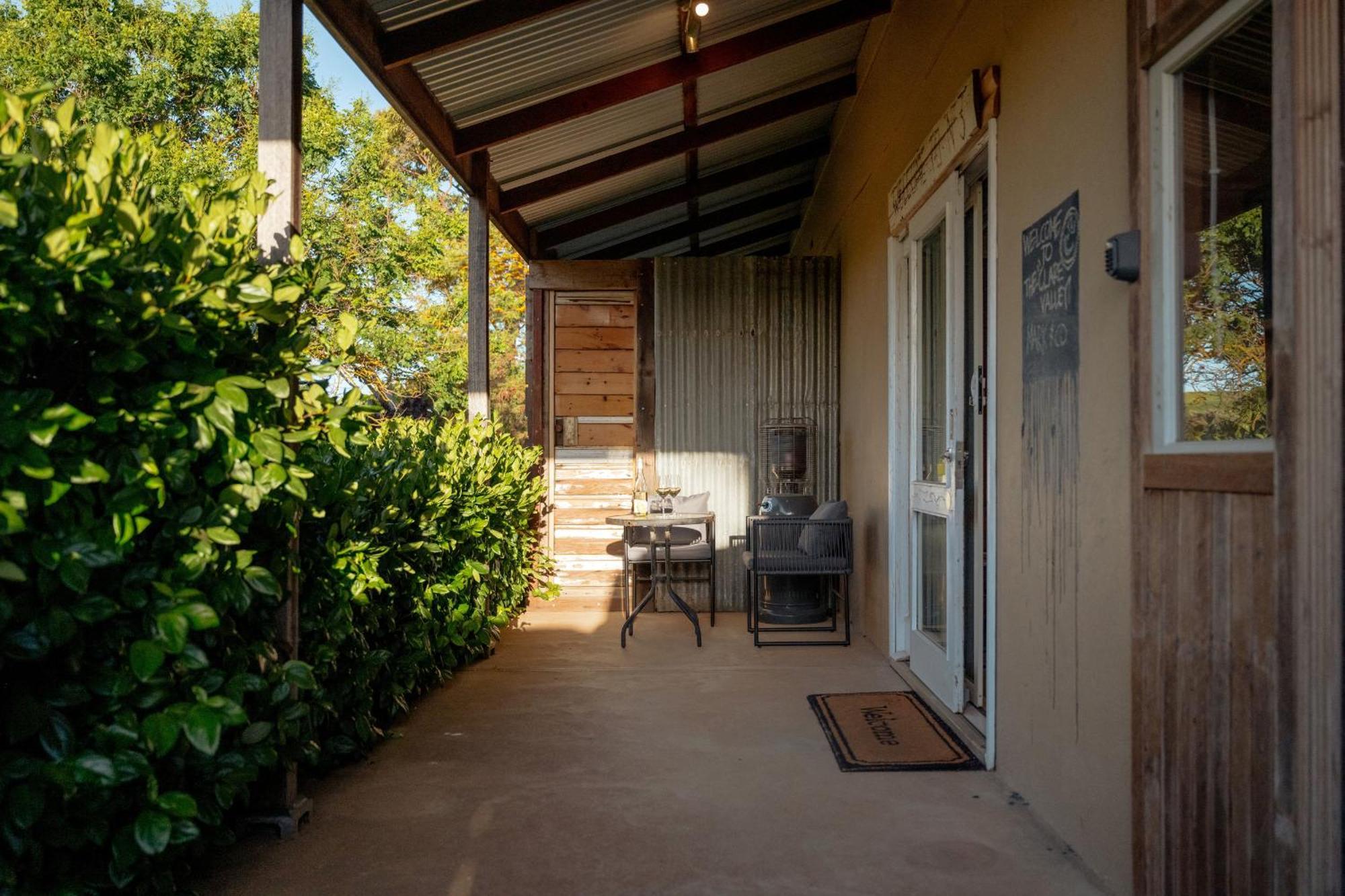 Bed In A Shed Vineyard Stay Watervale Exterior photo